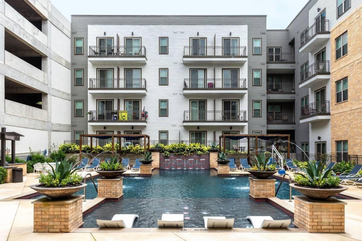 Black Swan - Rivera On Broadway - Free Parking San Antonio Exterior foto